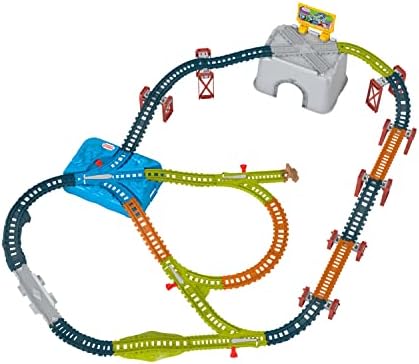 Thomas & Friends Connect & Build Track Bucket, 34-Piece Set Ages 3+